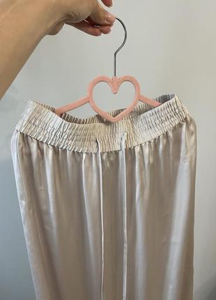 H&amp;m атласная сатиновая юбка миди с разрезами тренд4 фото