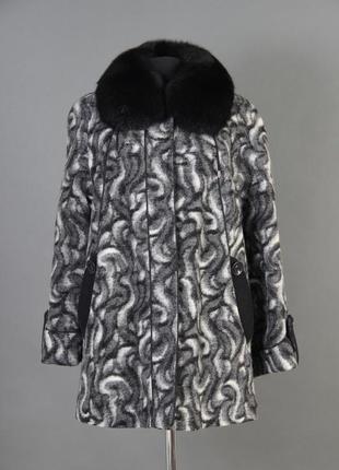 Оригинальное пальто с воротником из натурального меха! (сток)1 фото