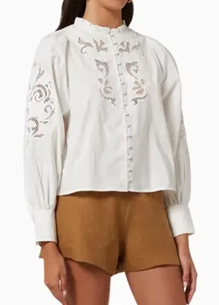 Нежная блузка с вышивкой y.a.s.