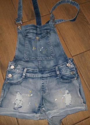 Джинсовий комбинезон