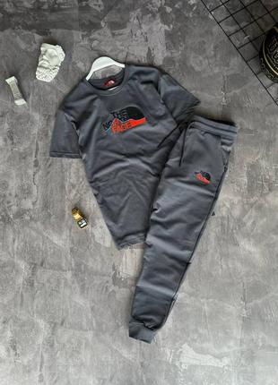 Мужской костюм the north face вышитый логотип