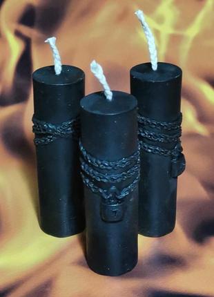 Набор из 3 черных восковых свечей «сбросить оковы»2 фото