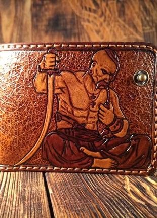 Эксклюзивный кошелёк бифолд с художественным тиснением козак герб4 фото
