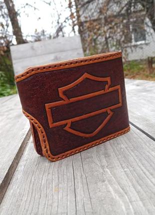 Эксклюзивный кошелёк бифолд с художественным тиснением harley-davidson байкерша3 фото