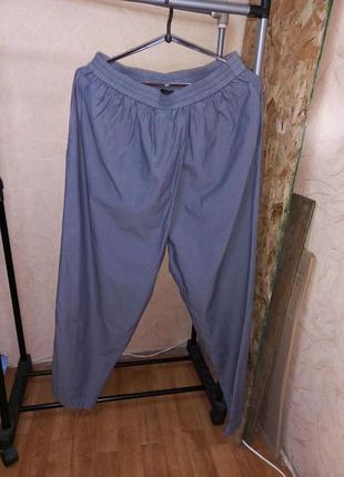 Базовые хлопковые интересного дизайна брюки cos 44-46 размер