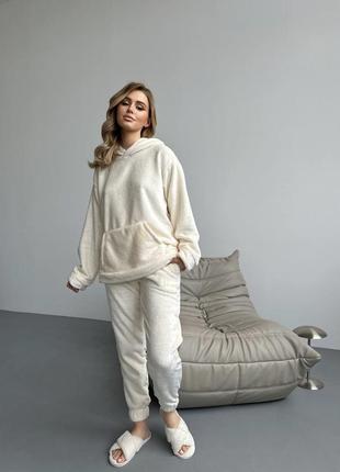 Домашний костюм-пижама (худи свободного кроя капюшон+брюки) махра белый