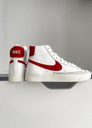 Крутезные кеды nike blazer mid 77 habanero red1 фото