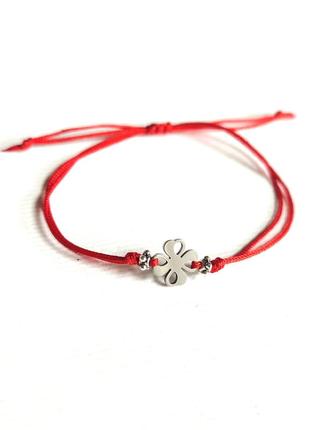 Браслет червоний з конюшиною, червона нитка, оберіг на  руку, браслет клевер1 фото