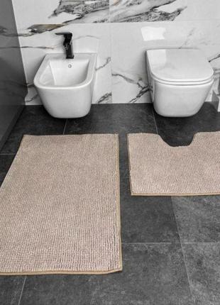 Набір килимків для ванної кімнати. бежевий.