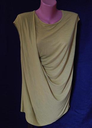 Гірчично-зеленого кольору футболка*блузка від topshop(розмір 10)