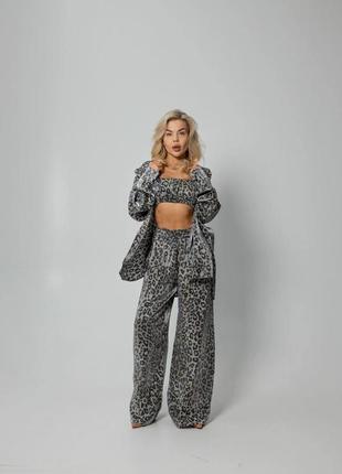 Женский леопардовый пижамный костюм (брюки+рубашка+топ) из полированного штапеля
