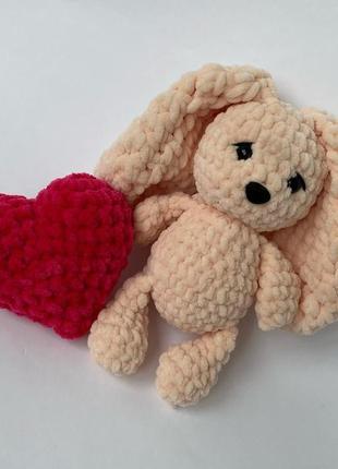 Сердечко игрушка вязаное2 фото
