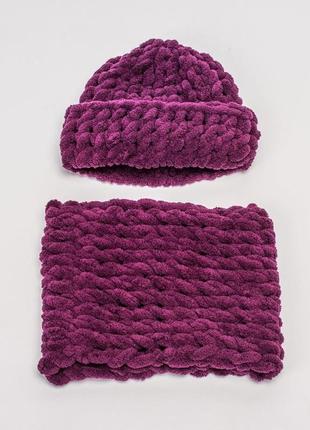 Комплект из плюшевой ткани: шапка и снуд