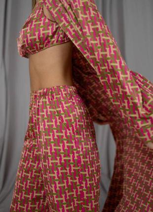 Женский пижамный шелковый костюм (бра+халат+штаны)7 фото