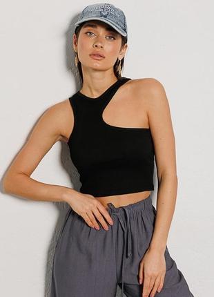 Черный асимметричный топ s