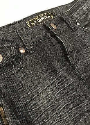 Чёрная джинсовая мини юбка с замками, молнией и кожаными вставками