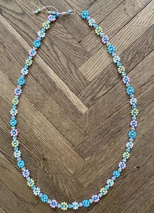 Ожерелье из бисера на цветных шнурах1 фото