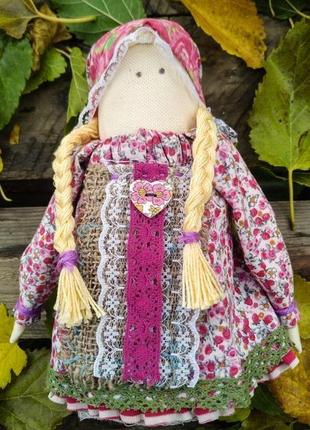Текстильная кукла-игрушка в по-весеннему цветущем сарафане: интерьерный декор или эко игрушка10 фото