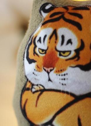 Декоративна подушка "товстий тигр" висота 30 см2 фото