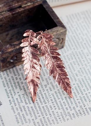 Сережки з справжніми листками обмідненої лісового папороті7 фото