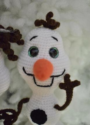 Сніговик олаф (olaf) м'яка іграшка в'язана гачком (amigurumi)3 фото