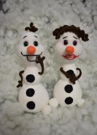 Пара снеговиков олаф + сьюзи - мягкие игрушки вязаные крючком (amigurumi)1 фото