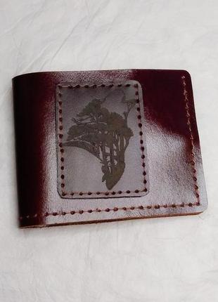 Лаковий стильний шкіряний гаманець.1 фото