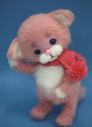 Котик розовый в шарфике3 фото