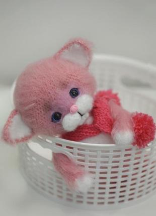 Котик розовый в шарфике4 фото
