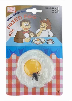 Яичница с мухой