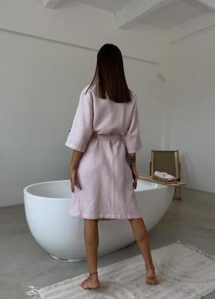 Розовый женский банный халат4 фото
