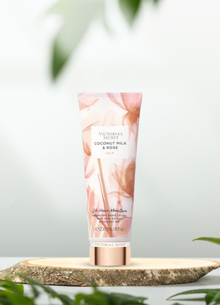 Парфюмированный лосьон victoria's secret. coconut milk & rose