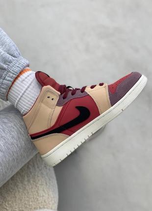 Кроссовки nike air jordan 1, nike air force 1, nike air max, nike zoom fly, nike vomero 5, nike blazer, nike lebron, nike cortez, nike m2k tekno3 фото