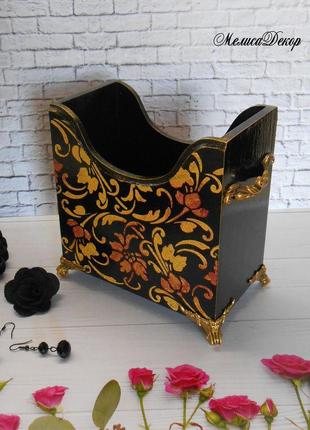 Короб для гребінців або кистей для макіяжу