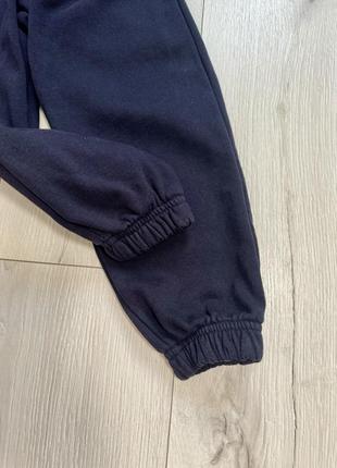 Спортивные штаны-джоггеры с резинкой снизу 4-5 лет [104-110 см]3 фото