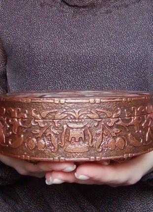 Шкатулка "рукодільниця"