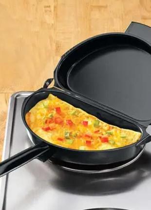 Складана омлетниця з антипригарним покриттям folding omelette pan1 фото