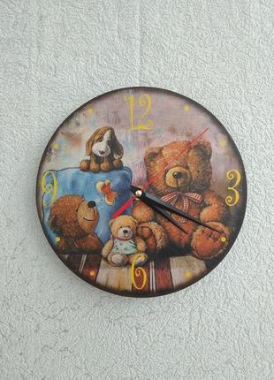 Часы  в детскую комнату  "  мишки "4 фото
