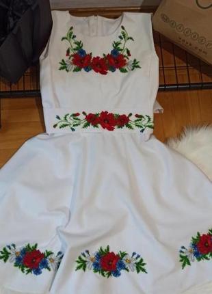 Деньвишиванки# чарівна сукня , бісерна вишиванка  маки, ромашки, волошки3 фото