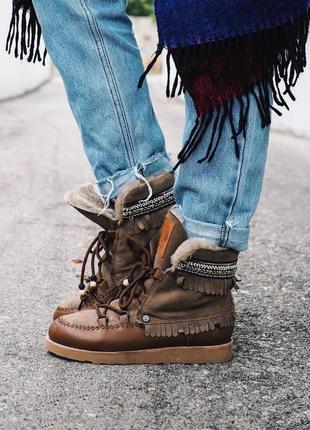 Угги ручної роботи бренду dolfie