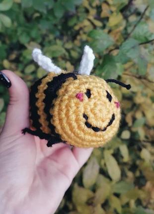 В'язана гачком бджілка 🐝