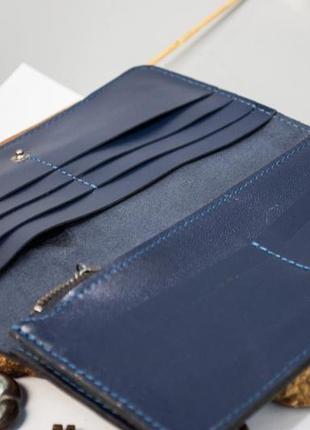 Удобный кожаный кошелек длинный женский с орнаментом тиснение темно-синий6 фото