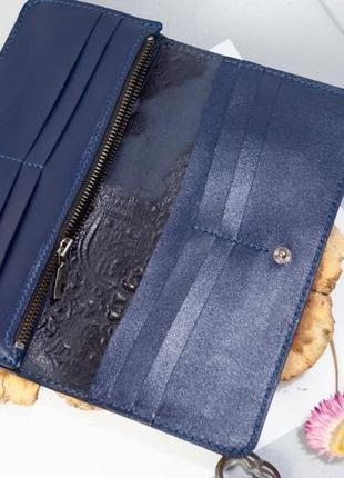 Удобный кожаный кошелек длинный женский с орнаментом тиснение темно-синий6 фото