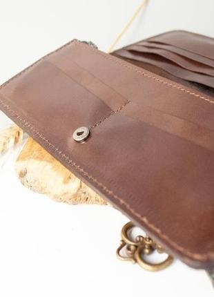 Удобный кожаный кошелек длинный женский с орнаментом тиснение темно-коричневый5 фото