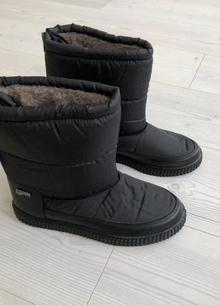 Зимові чоботи чорні дутики1 фото