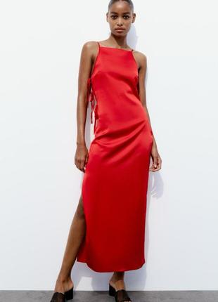Красное атласное платье zara