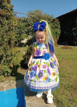 Нарядное детское платье  в украинском стиле