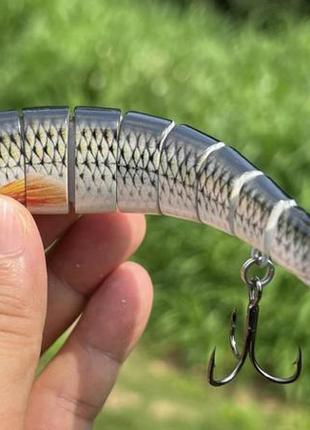 Воблер на 8 сегментів crank bait шумовий, реалістичний