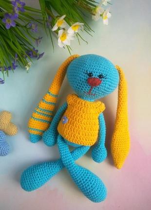 Зайка.игрушка для новорожденных 2