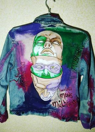 Джинсовый пиджак с ручной росписью
